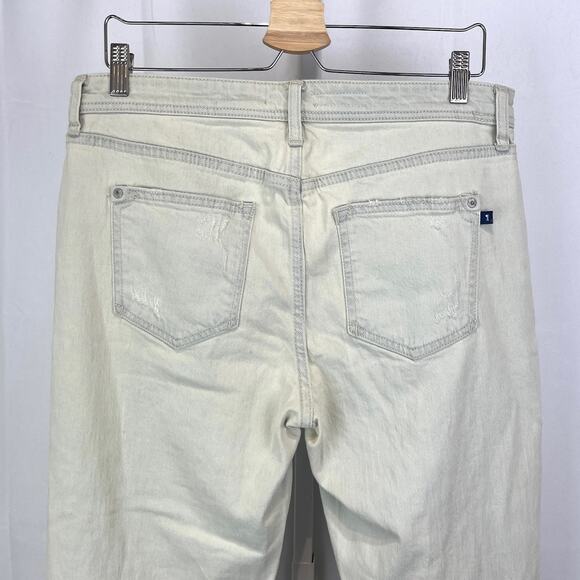 PILCRO Anthropologie Distressed Slim Boyfriend Jeans Light Wash Size 29 - Picture 7 of 9